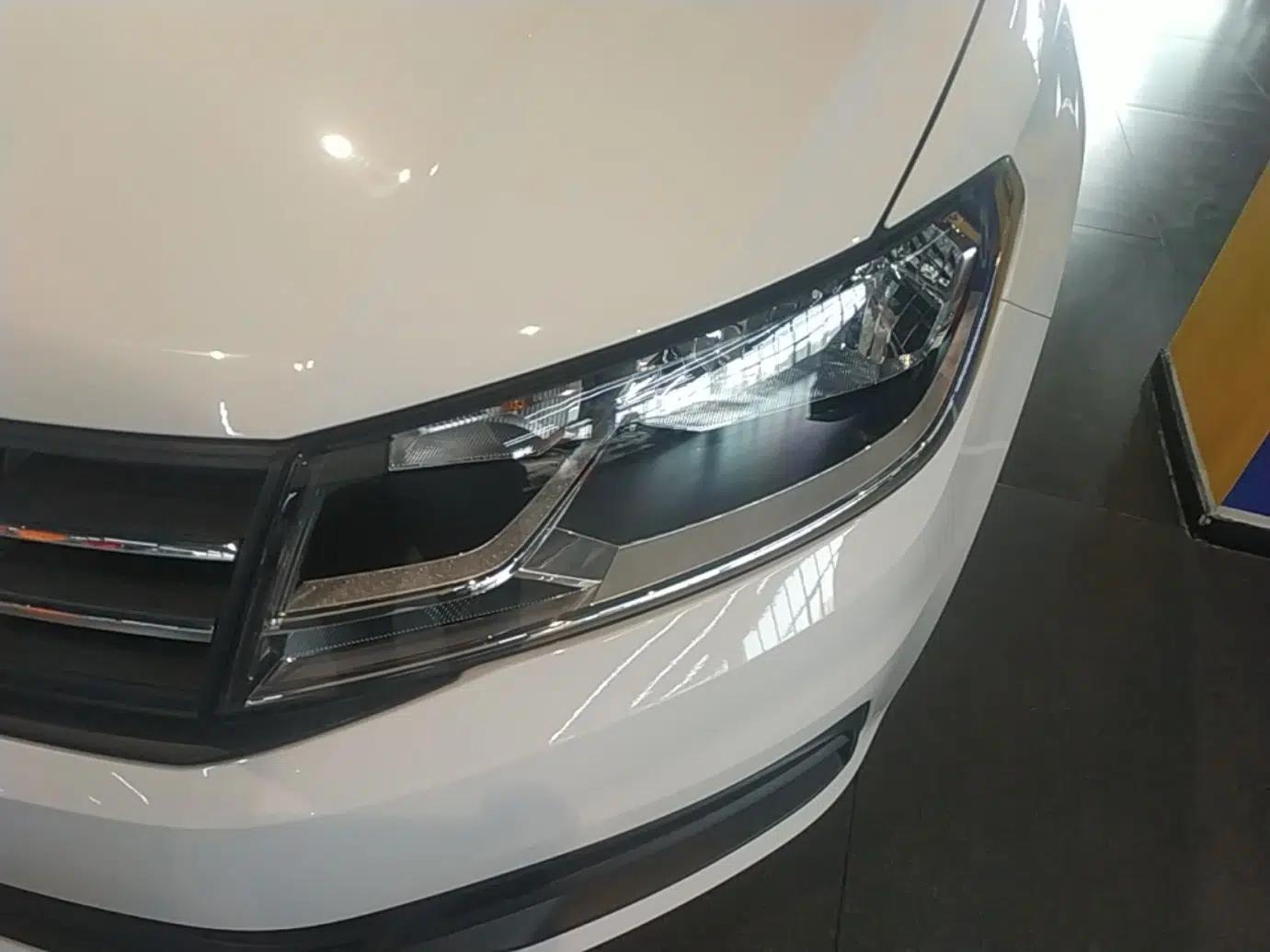 Volkswagen Santana 2021 1.5L Automatic Fashion Edition — миниатюра 9