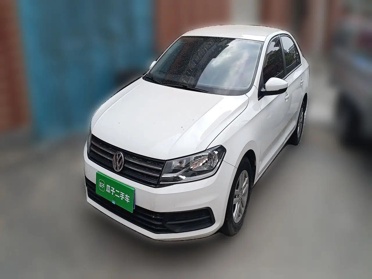 Volkswagen Santana 2019 1.5L Automatic Fashion Edition China V Standard — миниатюра 1