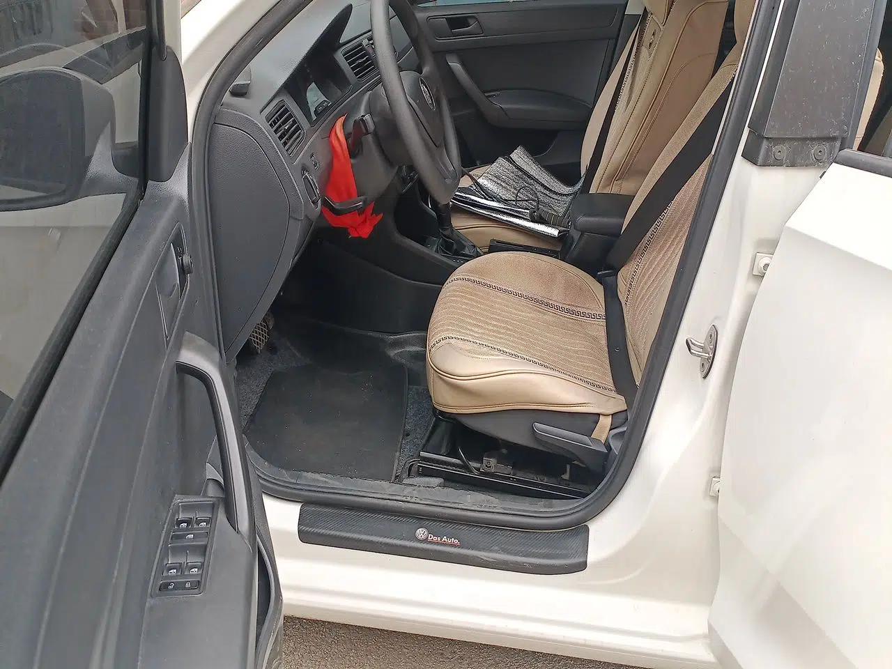 Volkswagen Santana 2019 1.5L Automatic Fashion Edition China V Standard — миниатюра 17