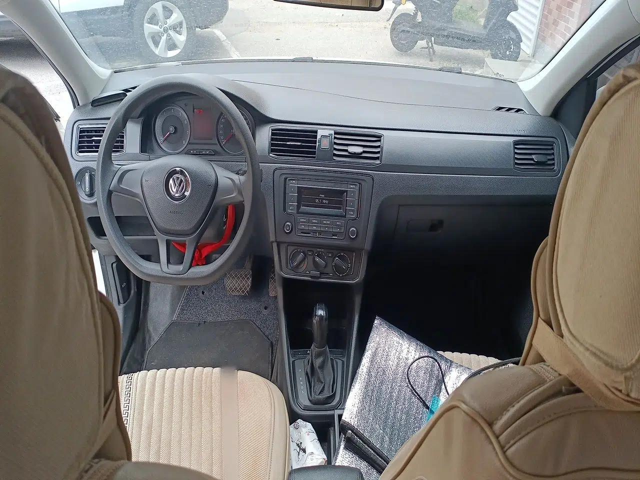 Volkswagen Santana 2019 1.5L Automatic Fashion Edition China V Standard — миниатюра 10