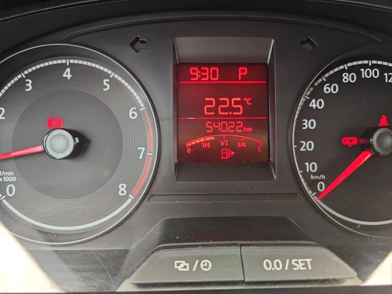 Volkswagen Santana 2021 1.5L Automatic Fashion Edition — миниатюра 13