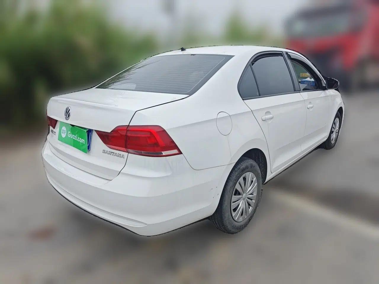 Volkswagen Santana 2021 1.5L Automatic Fashion Edition — миниатюра 6
