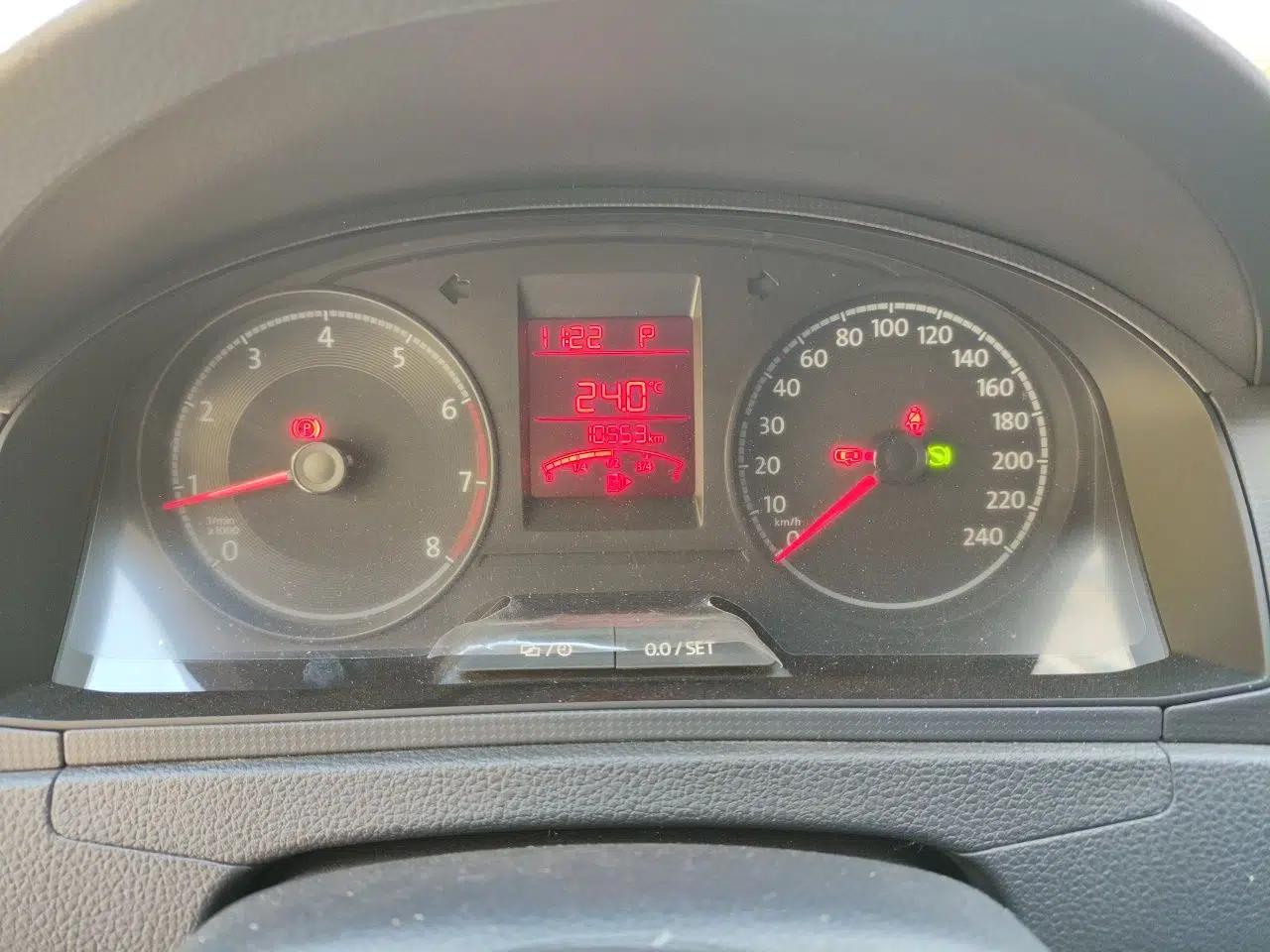 Volkswagen Santana 2019 1.5L Automatic Fashion Edition China VI — миниатюра 12
