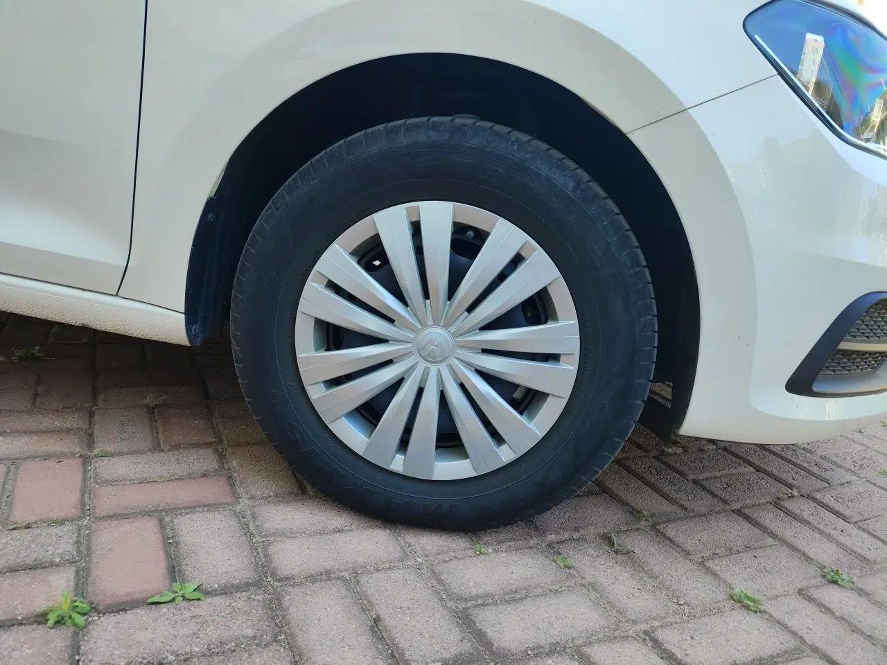 Volkswagen Santana 2019 1.5L Automatic Fashion Edition China VI — миниатюра 8