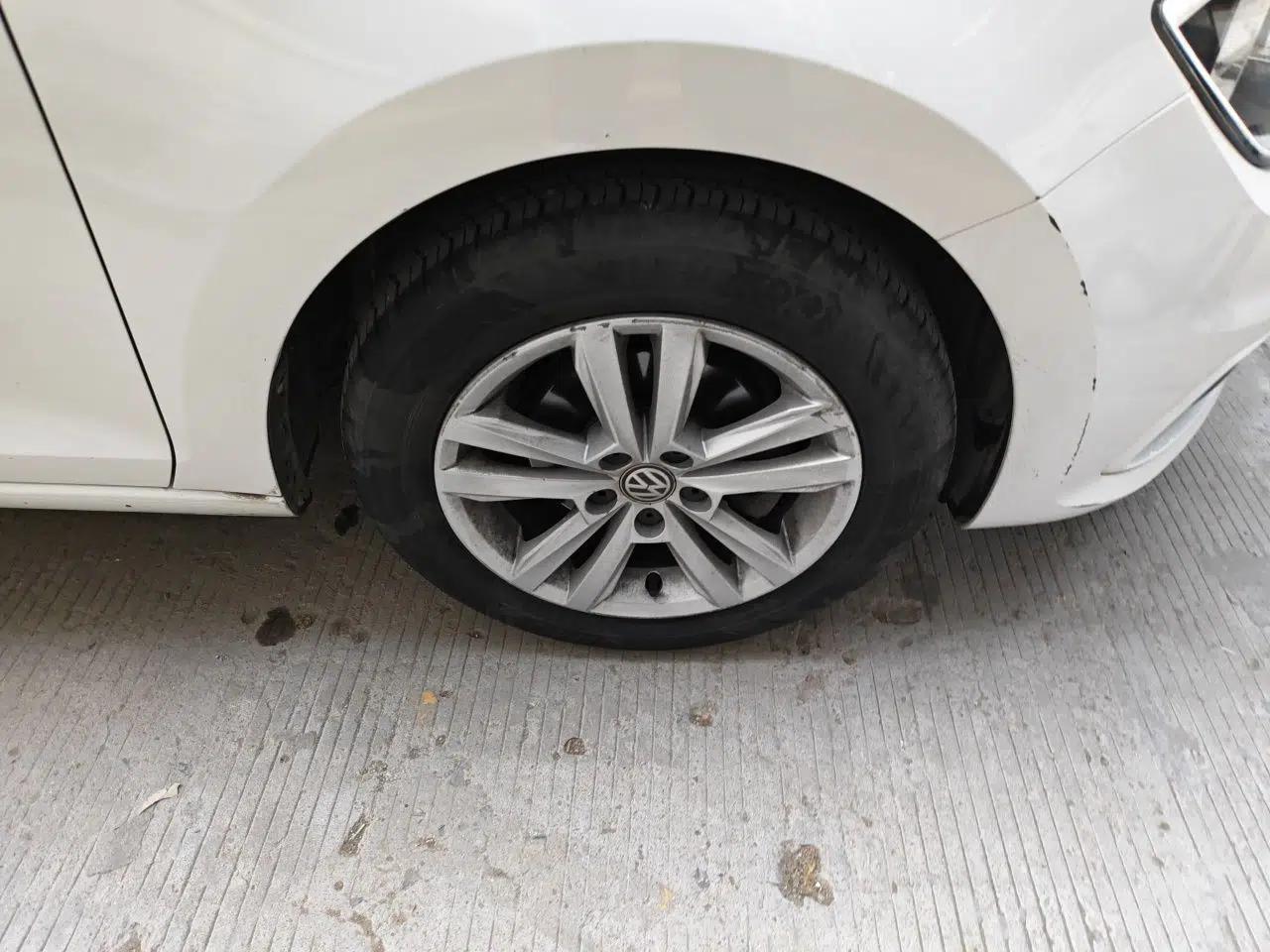 Volkswagen Santana 2016 1.6L Automatic Comfort Edition — миниатюра 8
