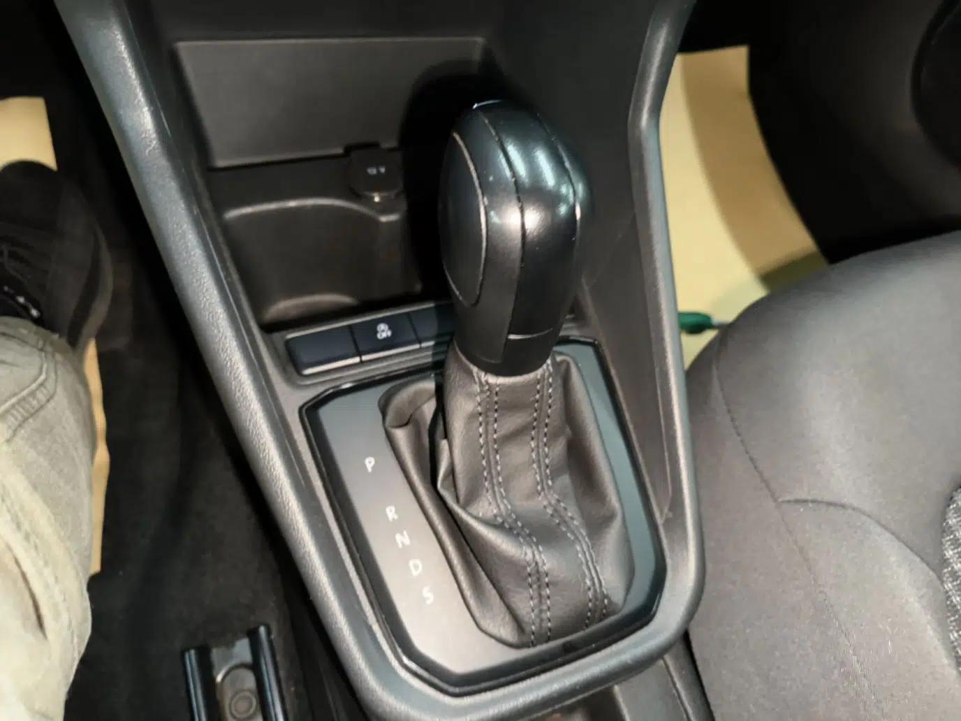 Volkswagen Santana 2021 1.5L Automatic Fashion Edition — миниатюра 17