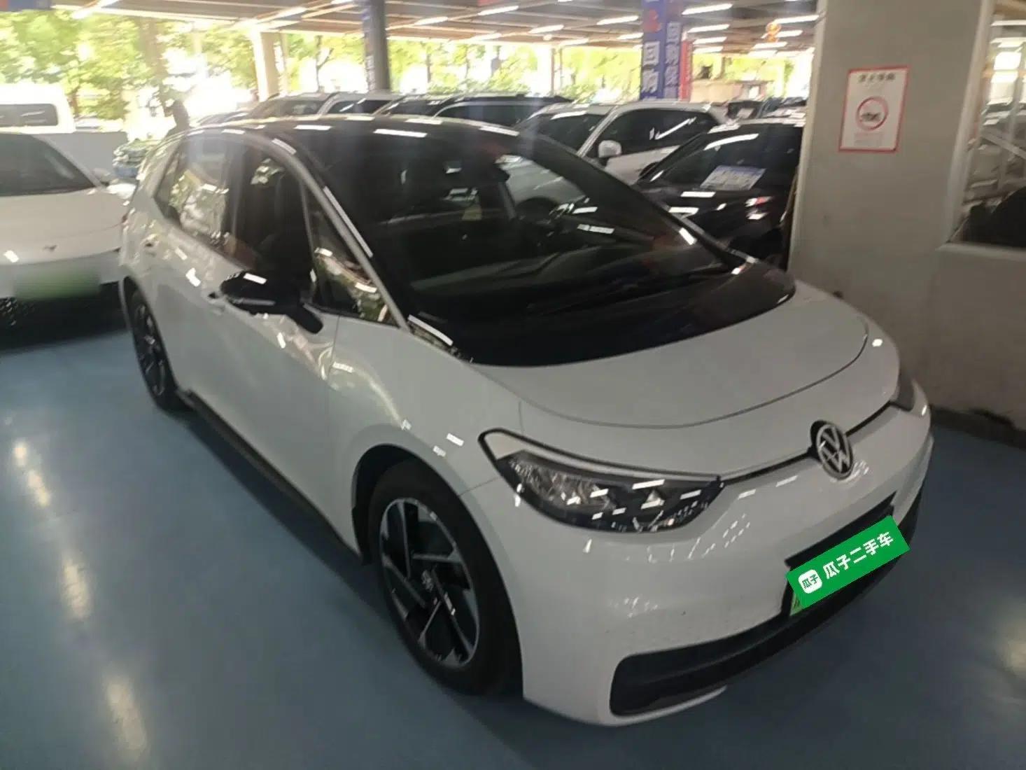 Volkswagen ID.3 2022 Pure Edition — миниатюра 3
