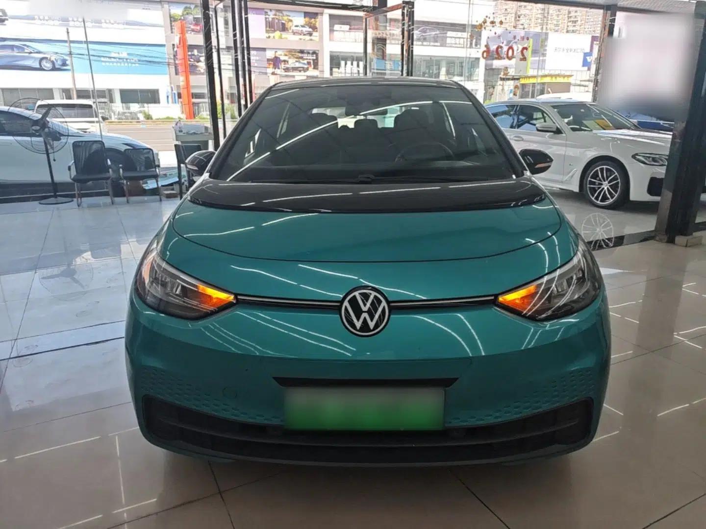Volkswagen ID.3 2022 Pure Edition — миниатюра 2