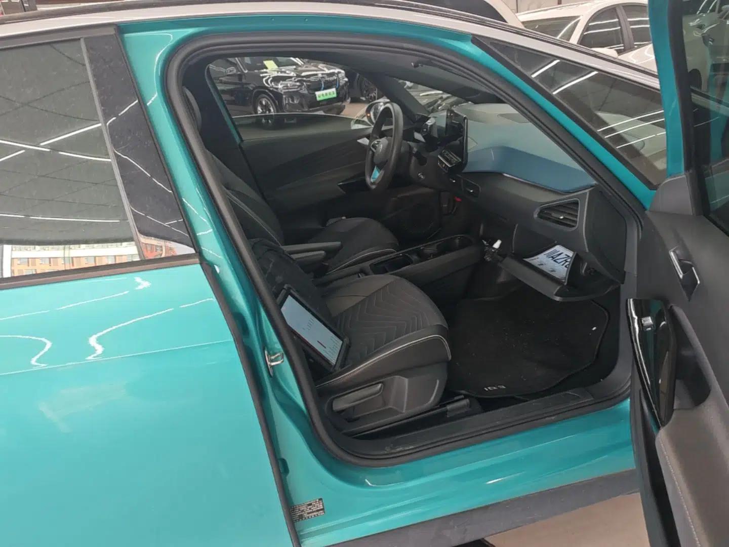 Volkswagen ID.3 2022 Pure Edition — миниатюра 23