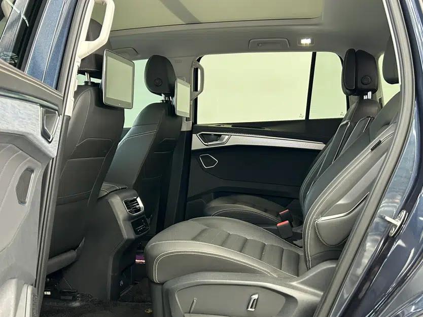 Volkswagen Talagon 2021 380TSI Four-Wheel Drive Luxury Premium Edition Pro — миниатюра 25