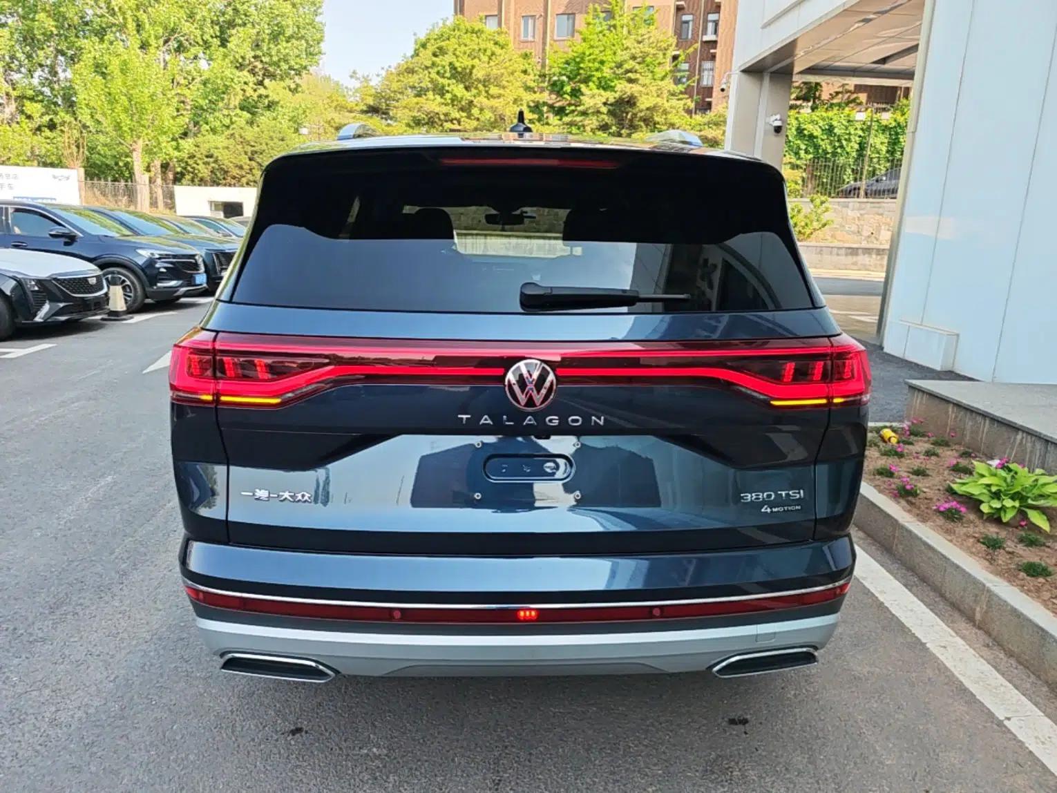 Volkswagen Talagon 2021 380TSI Four-Wheel Drive Luxury Premium Edition Pro — миниатюра 3