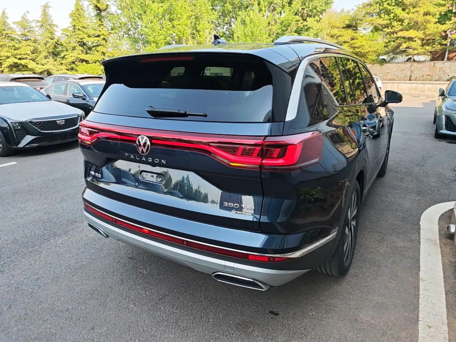 Volkswagen Talagon 2021 380TSI Four-Wheel Drive Luxury Premium Edition Pro — миниатюра 4
