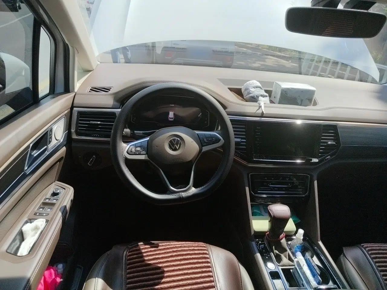 Volkswagen Viloran 2020 330TSI Business Edition — миниатюра 11