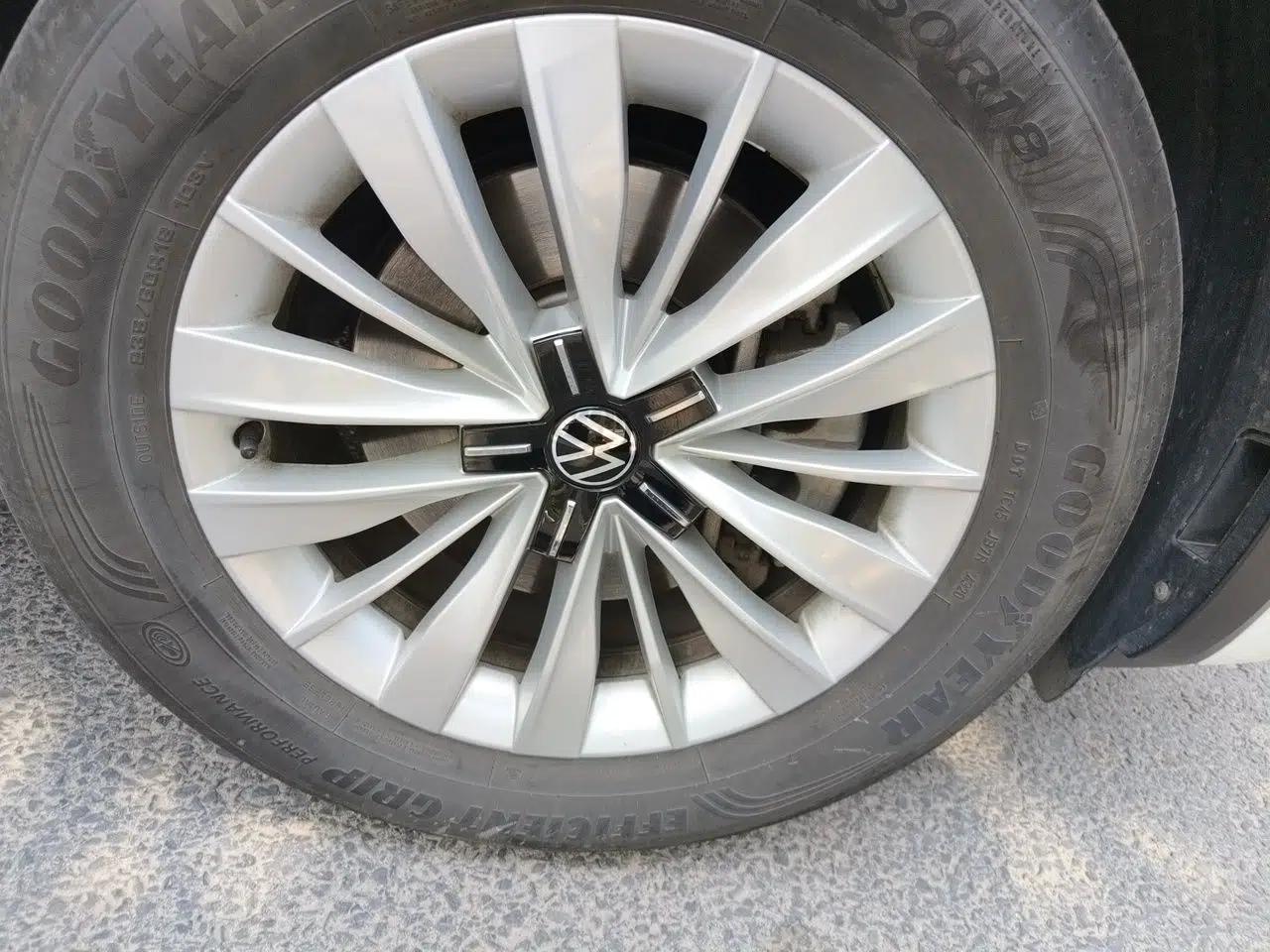 Volkswagen Viloran 2020 330TSI Business Edition — миниатюра 8