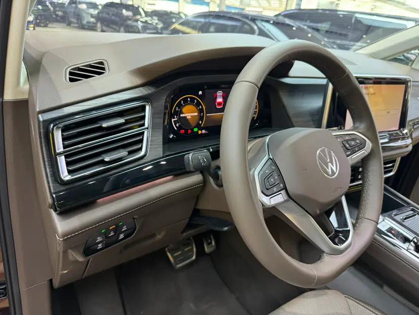 Volkswagen Viloran 2022 380TSI Luxury Edition — миниатюра 21