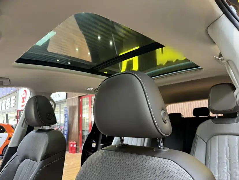 Volkswagen Viloran 2022 380TSI Luxury Edition — миниатюра 24
