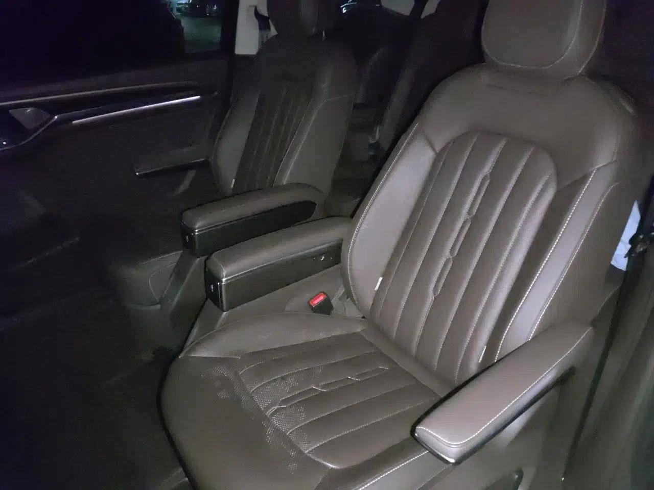 Volkswagen Viloran 2020 330TSI Luxury Edition — миниатюра 18