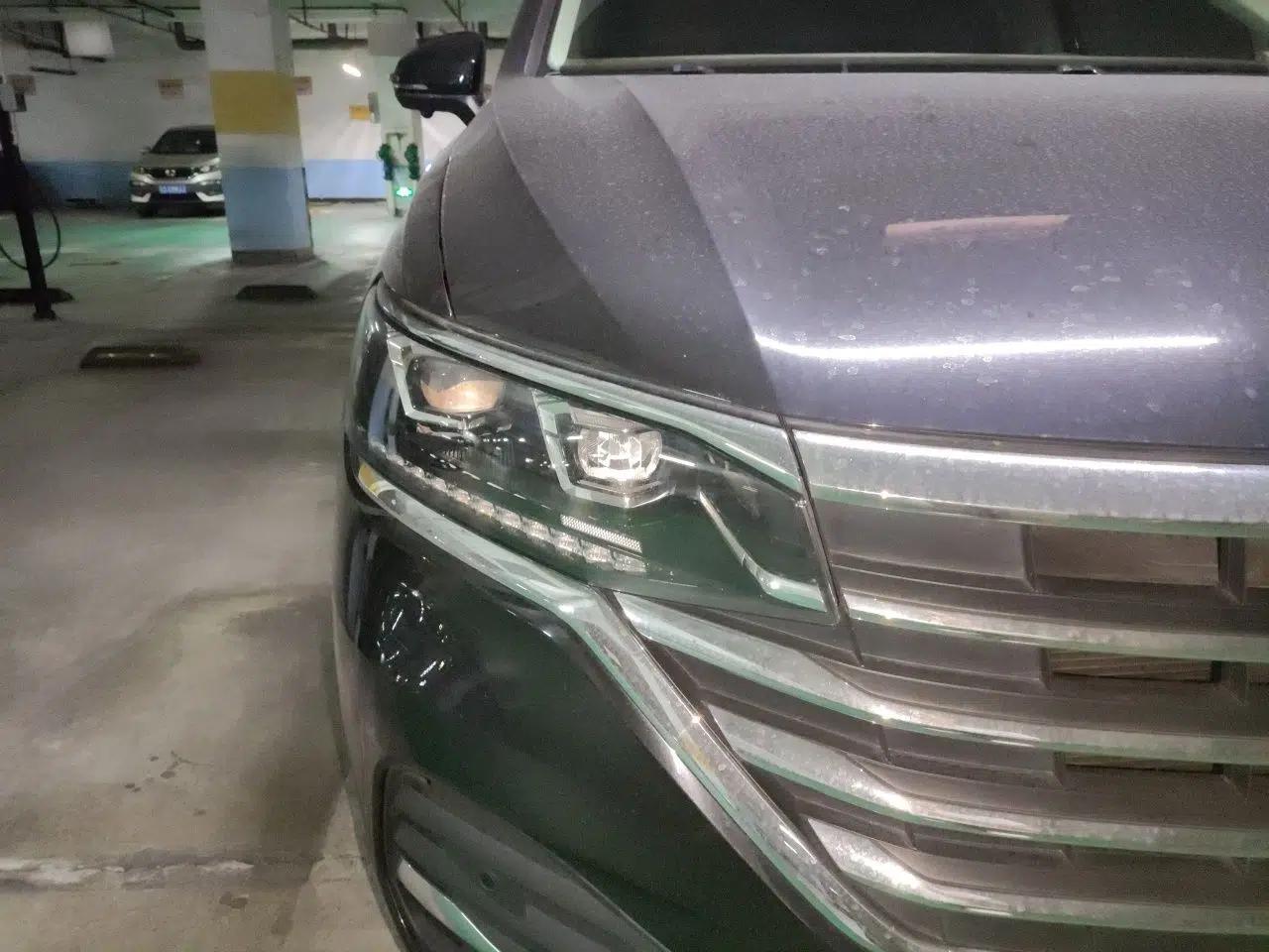 Volkswagen Viloran 2020 330TSI Luxury Edition — миниатюра 7