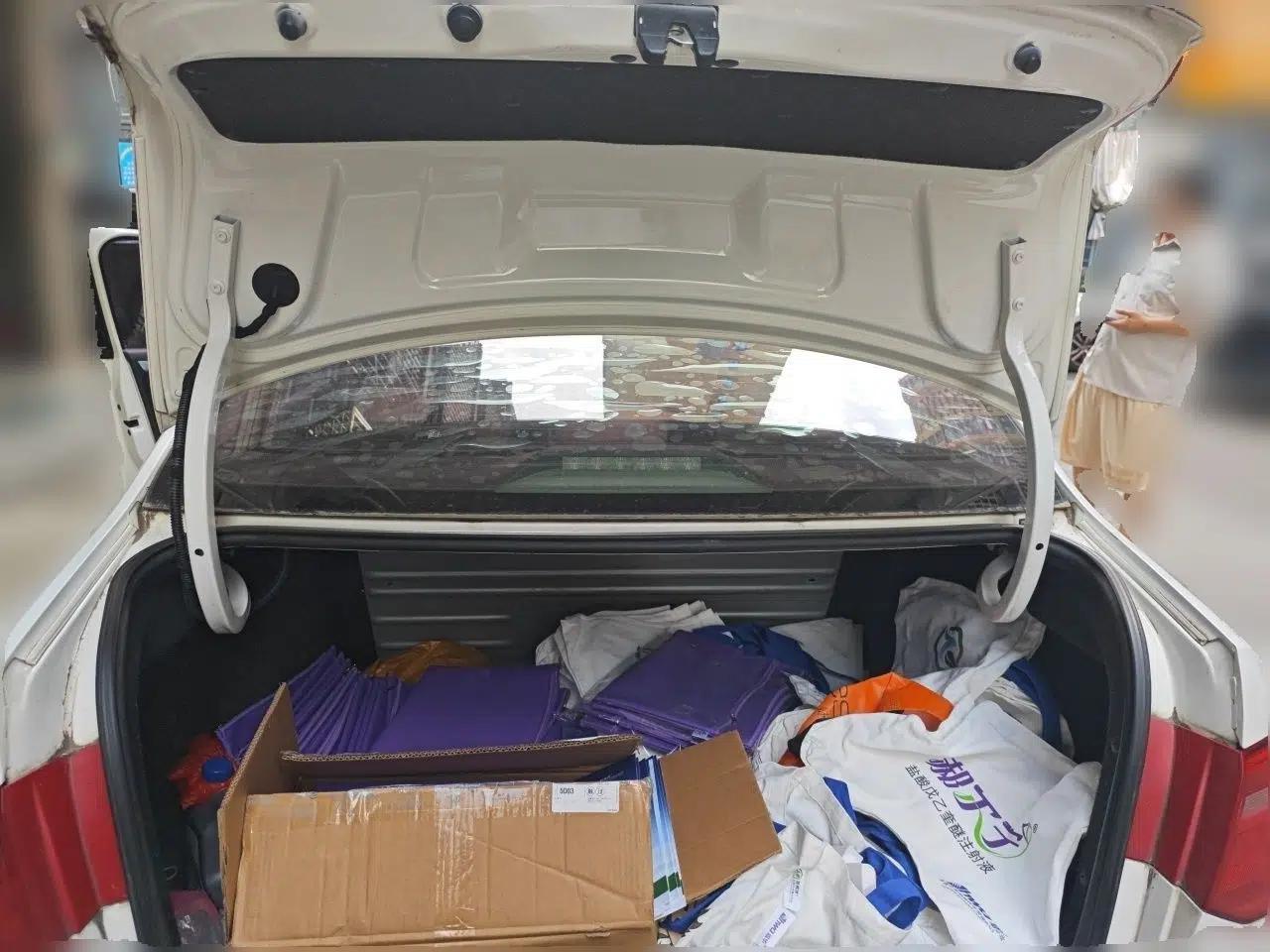 Volkswagen Jetta 2015 1.6L Manual Comfort Model — миниатюра 20