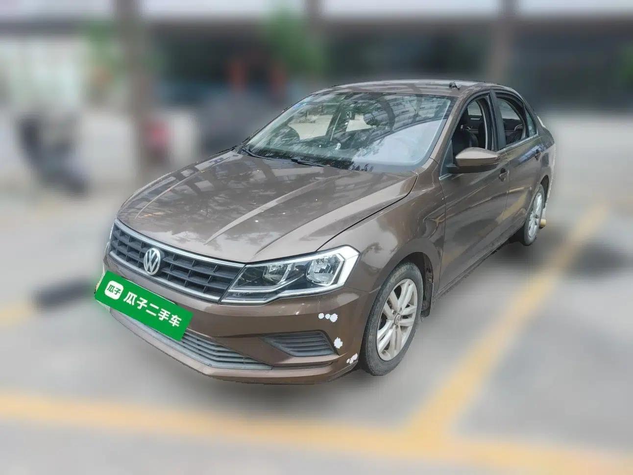 Volkswagen Jetta 2017 1.5L Manual Fashion Edition — миниатюра 1