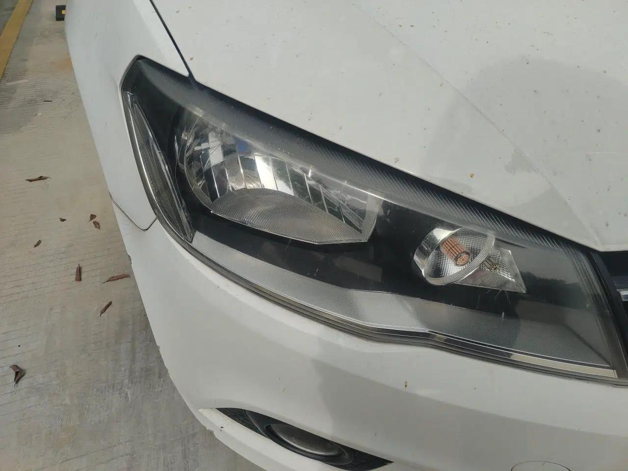 Volkswagen Jetta 2013 1.6L Manual Comfort Model — миниатюра 7