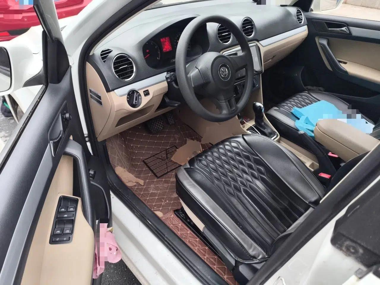 Volkswagen Jetta 2015 Value Edition 1.6L Automatic Comfort Version — миниатюра 17