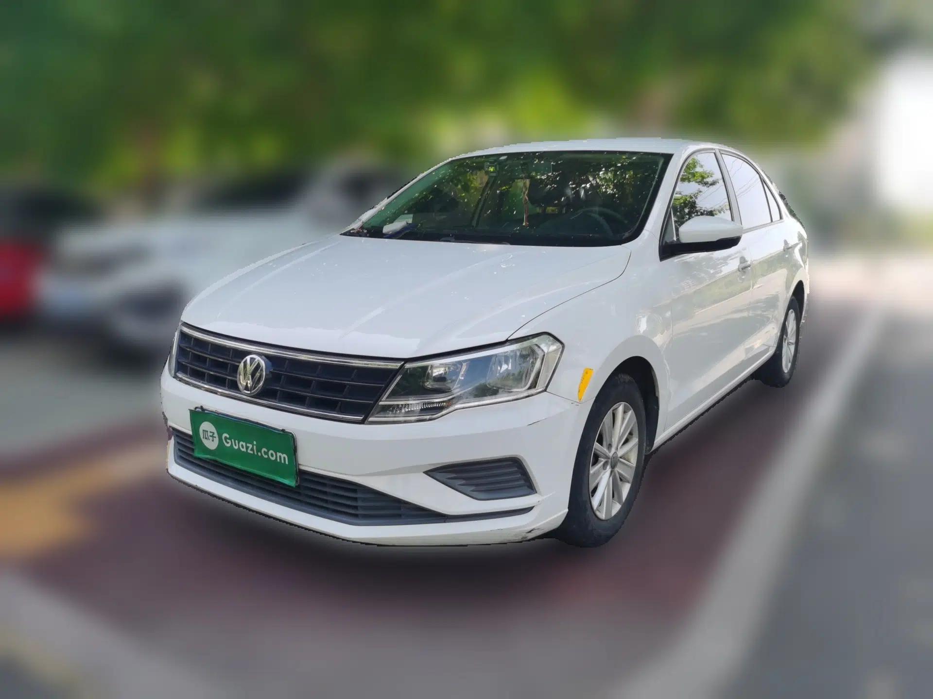 Volkswagen Jetta 2017 1.5L Manual Fashion Edition — миниатюра 1