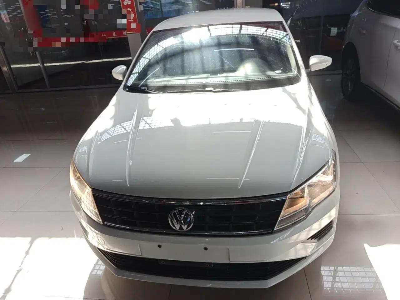 Volkswagen Jetta 2017 1.5L Manual Fashion Edition — миниатюра 2