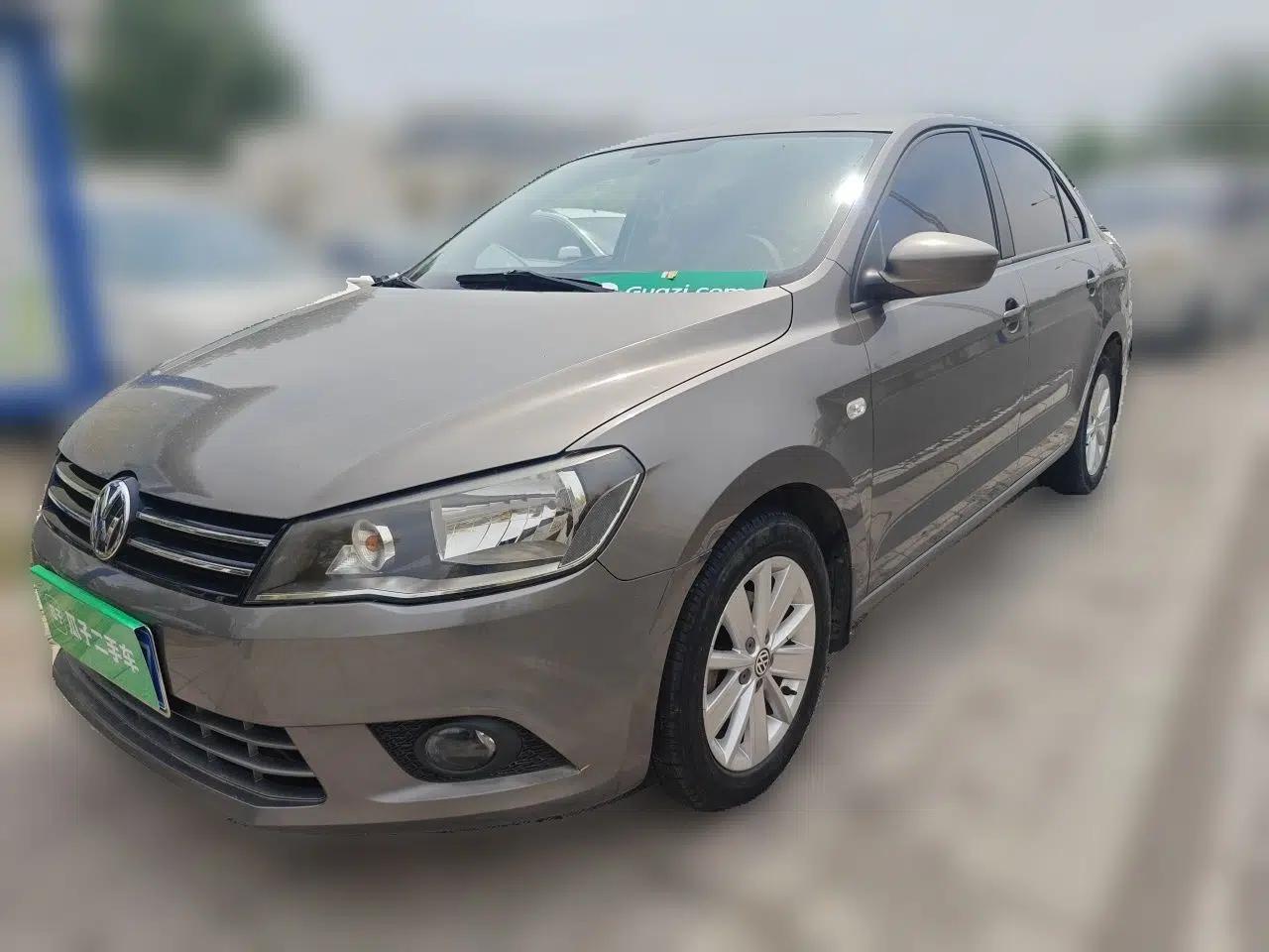 Volkswagen Jetta 2013 1.6L Manual Comfort Model — миниатюра 1