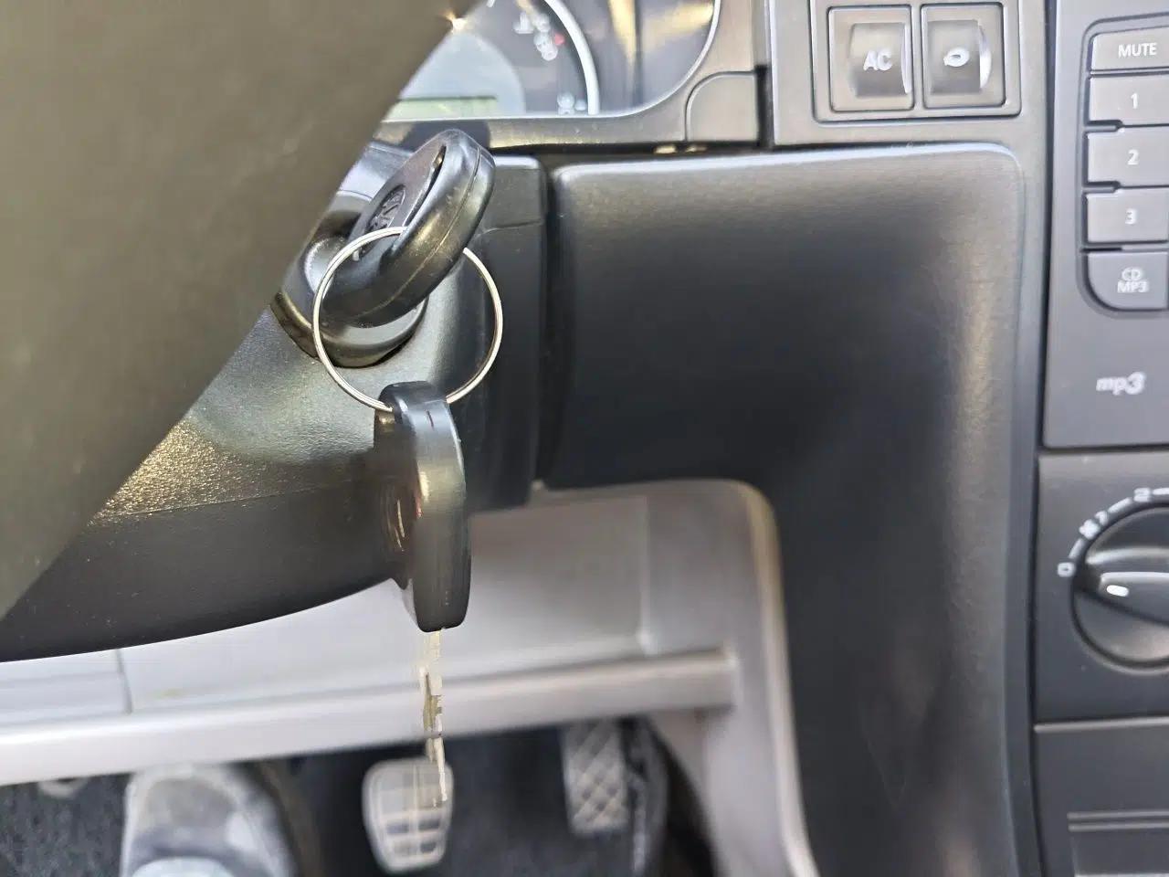 Volkswagen Jetta 2008 CIF Spring Model — миниатюра 9