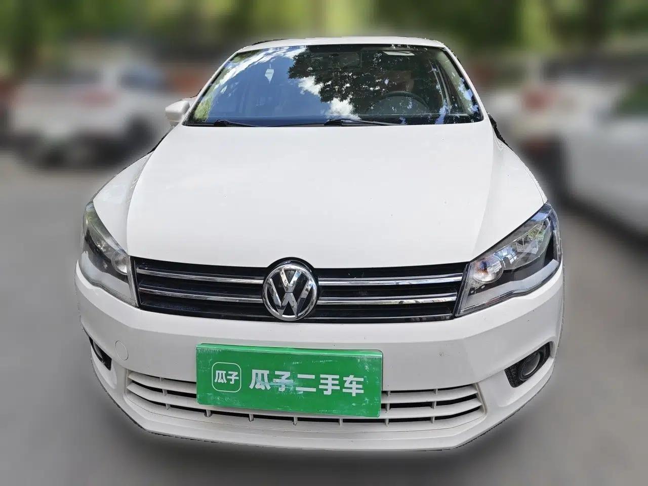 Volkswagen Jetta 2015 1.6L Manual Comfort Model — миниатюра 2