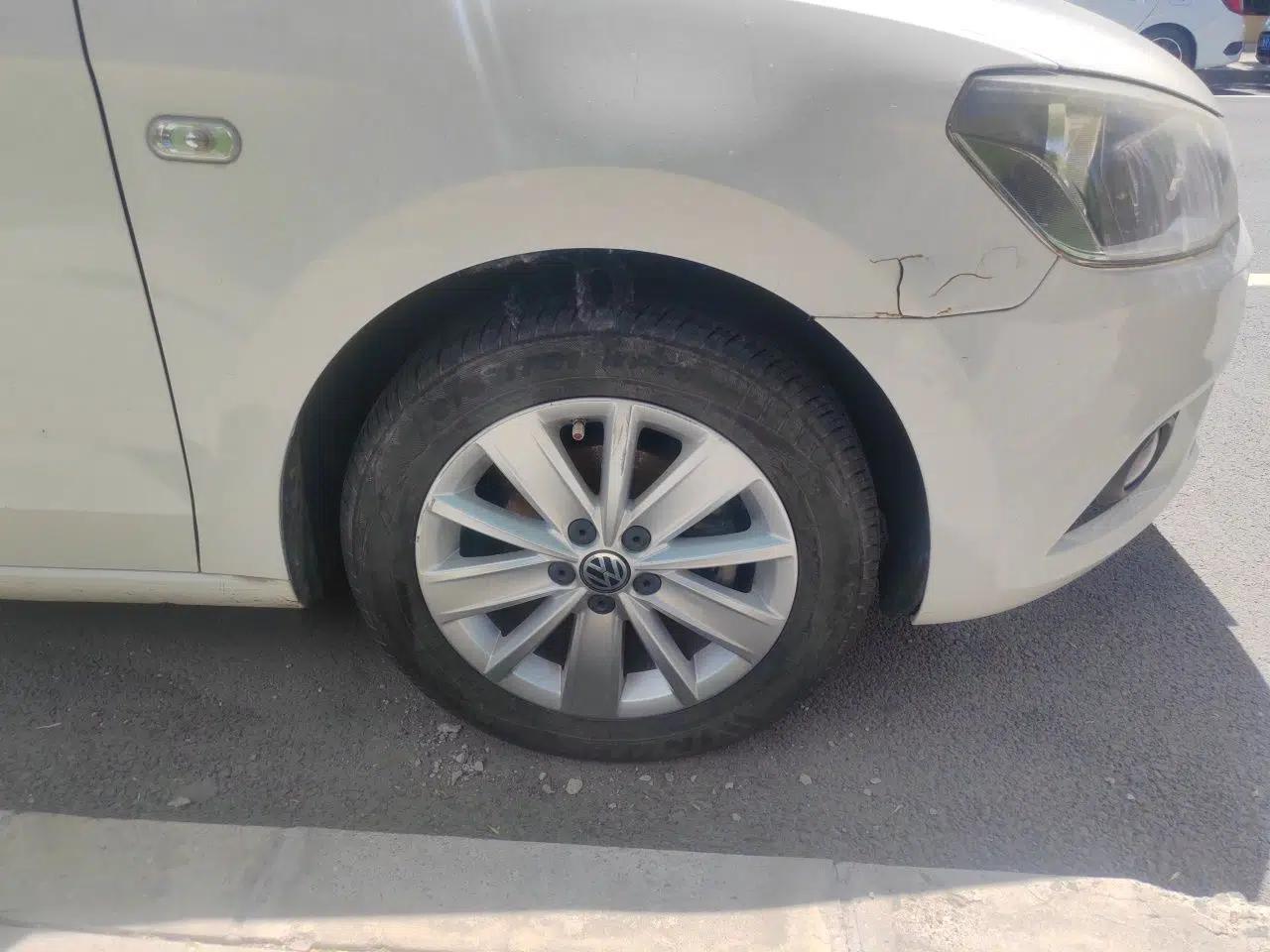 Volkswagen Jetta 2015 1.6L Manual Comfort Model — миниатюра 8