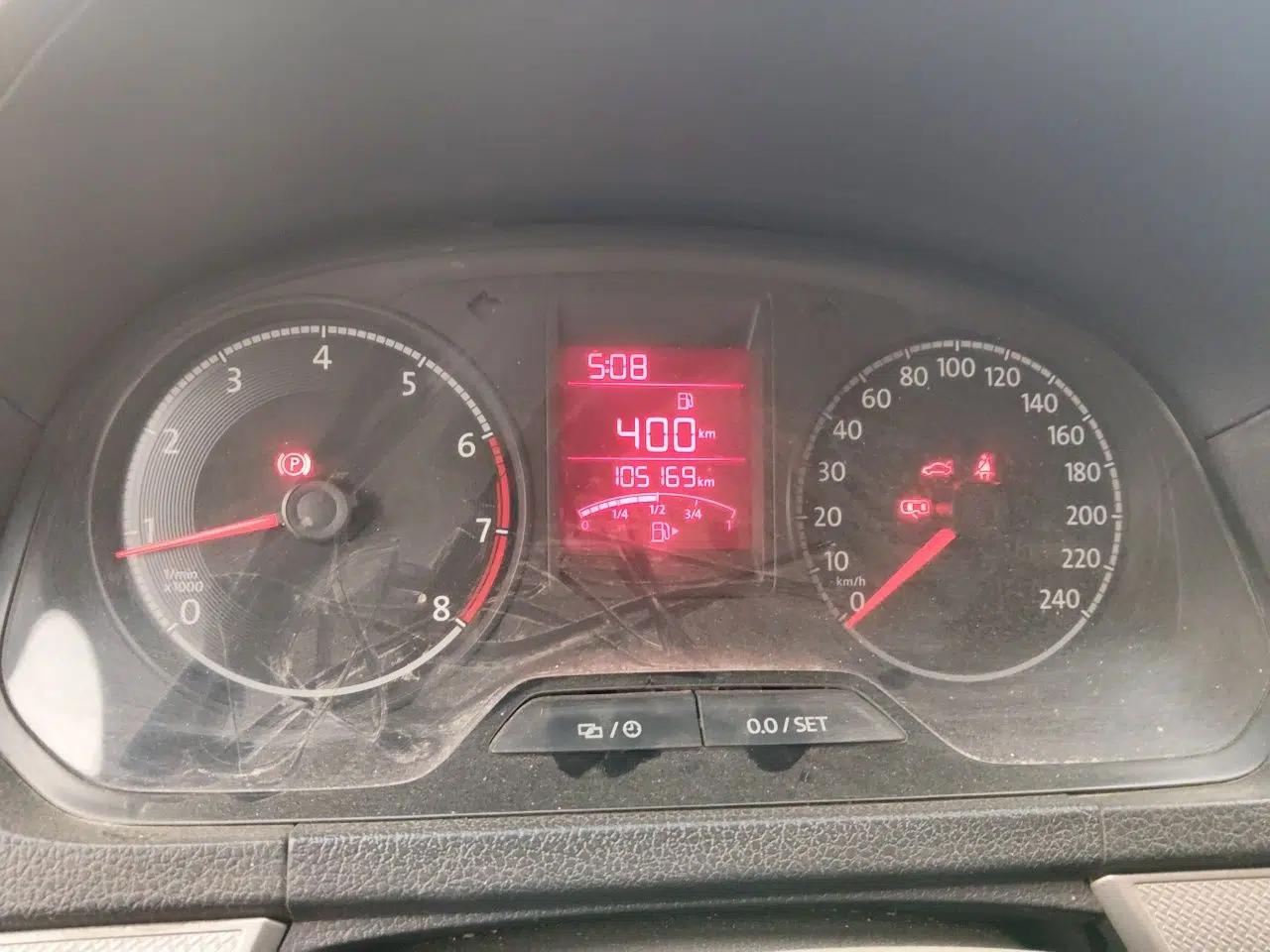 Volkswagen Jetta 2017 1.4L Manual Comfort Model — миниатюра 12