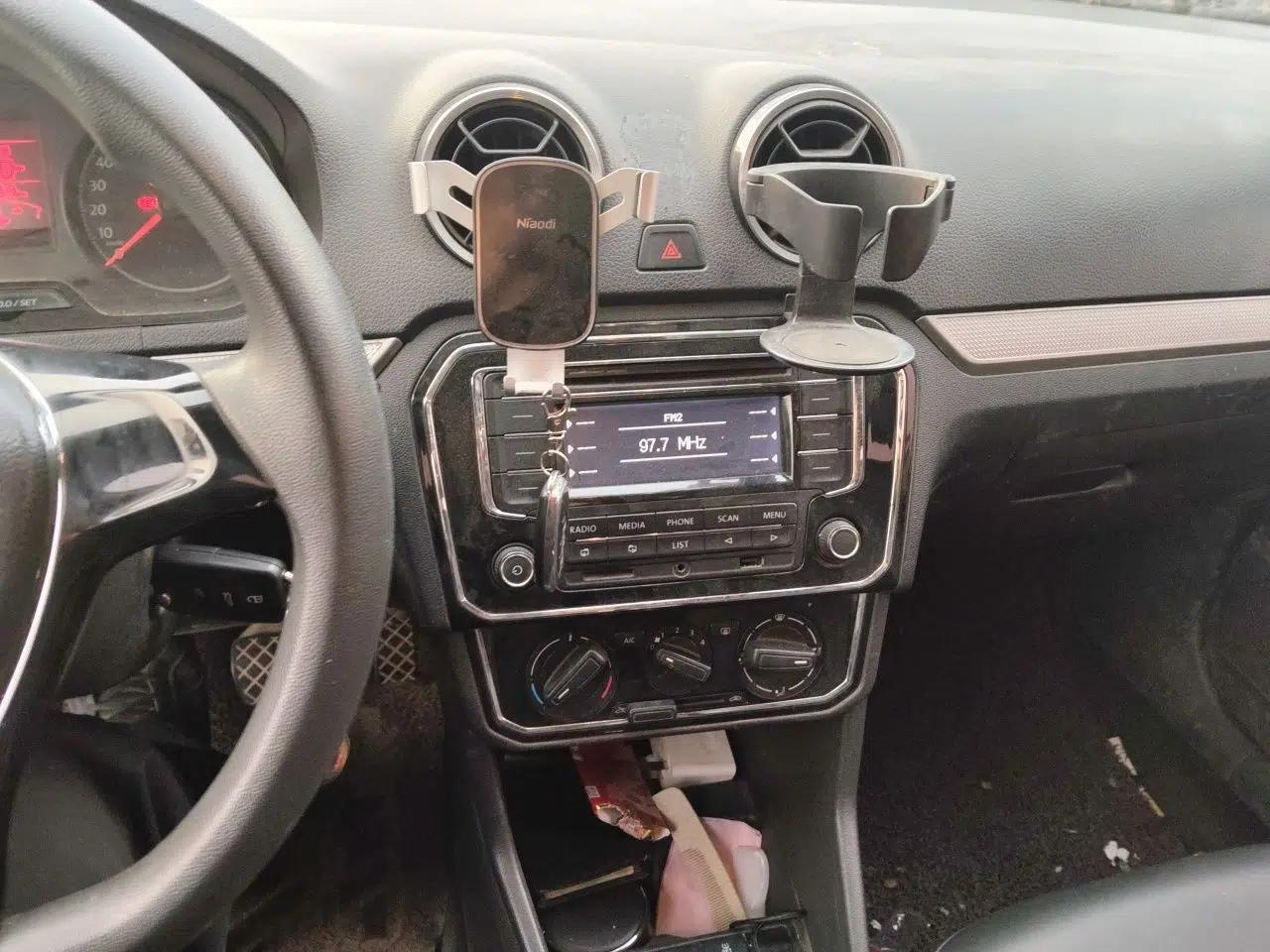 Volkswagen Jetta 2017 1.4L Manual Comfort Model — миниатюра 14