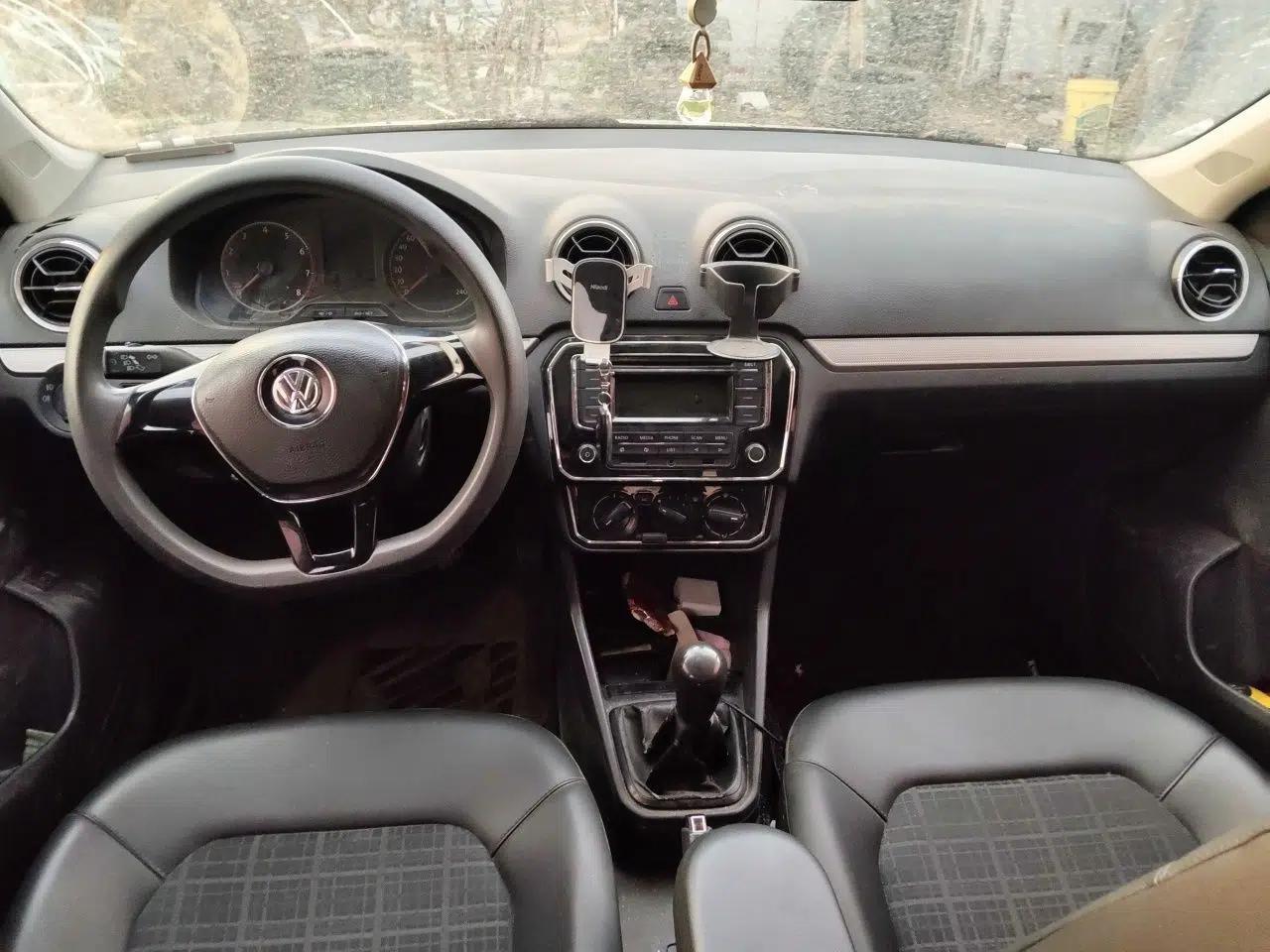Volkswagen Jetta 2017 1.4L Manual Comfort Model — миниатюра 10