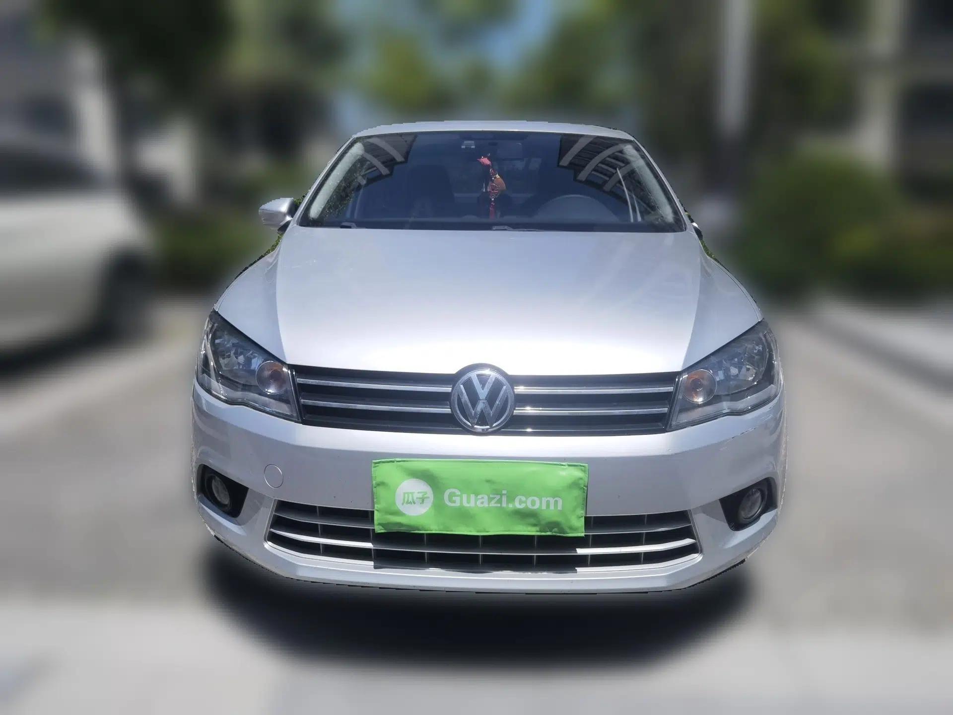 Volkswagen Jetta 2015 1.6L Manual Comfort Model — миниатюра 2