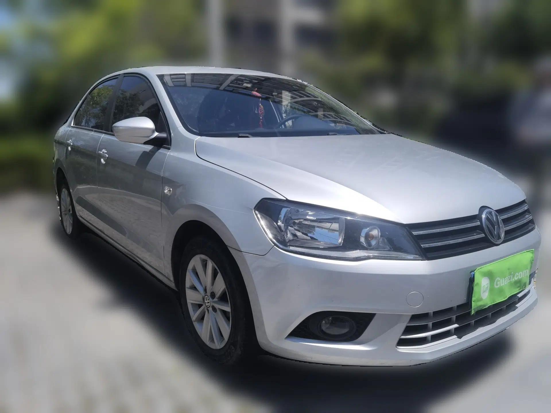 Volkswagen Jetta 2015 1.6L Manual Comfort Model — миниатюра 3