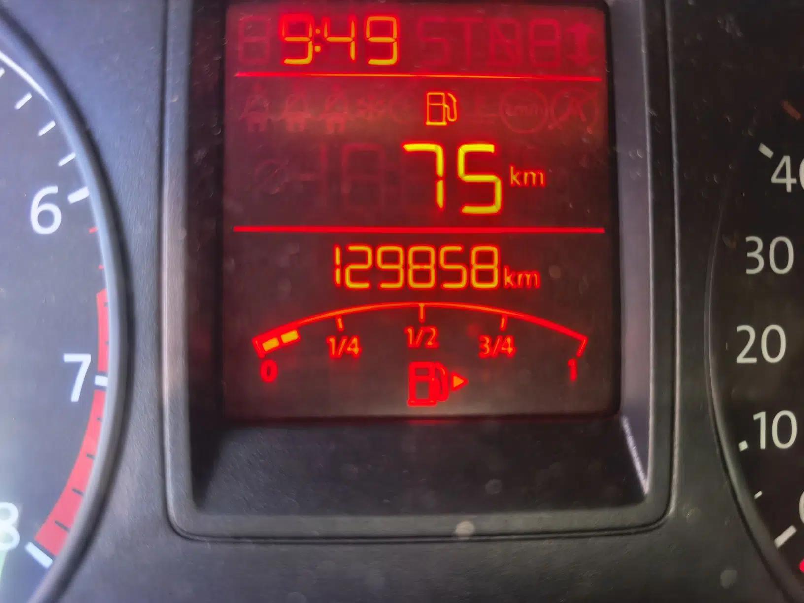 Volkswagen Jetta 2015 1.4L Manual Comfort Model — миниатюра 13