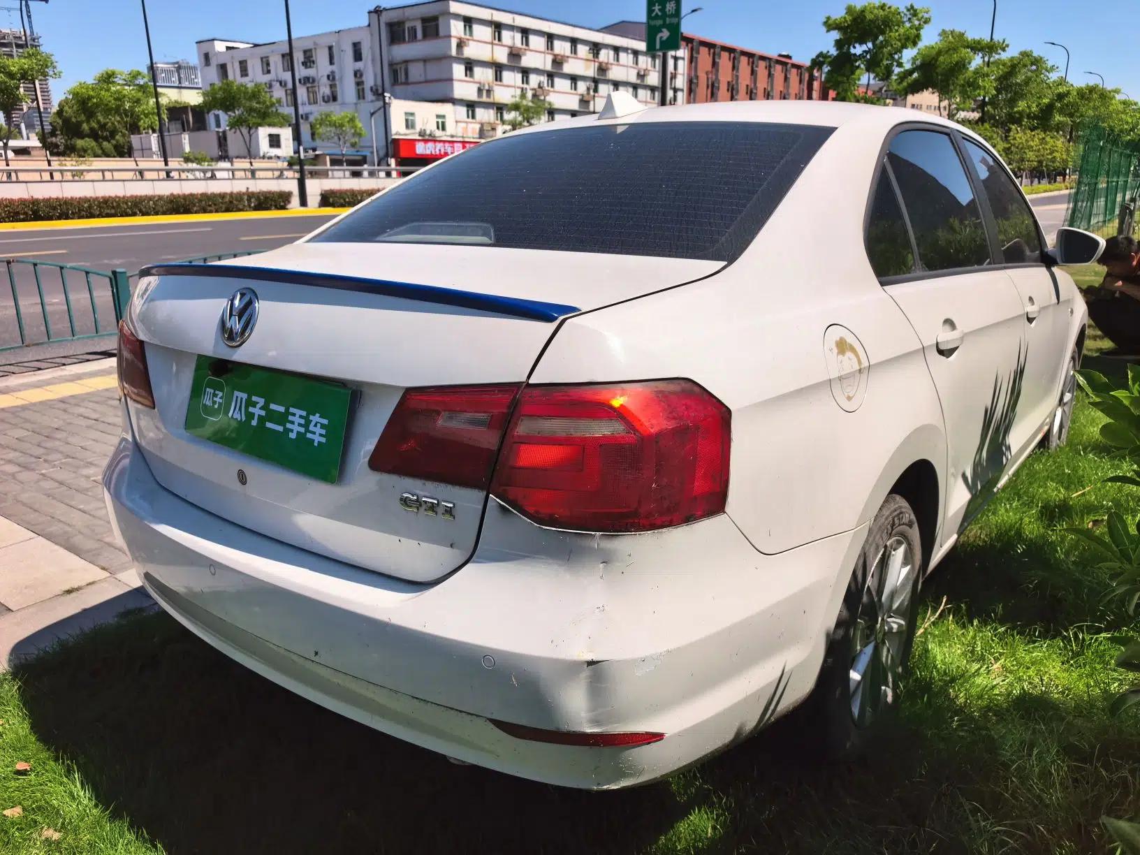 Volkswagen Jetta 2015 1.4L Manual Comfort Model — миниатюра 6