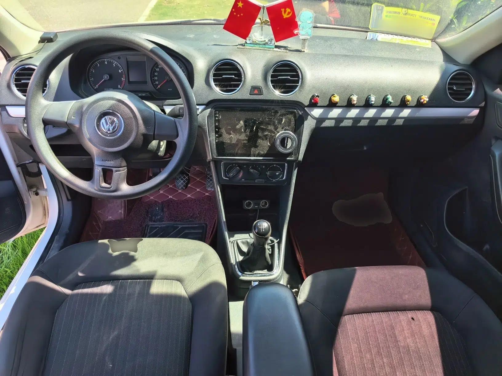Volkswagen Jetta 2015 1.4L Manual Comfort Model — миниатюра 10