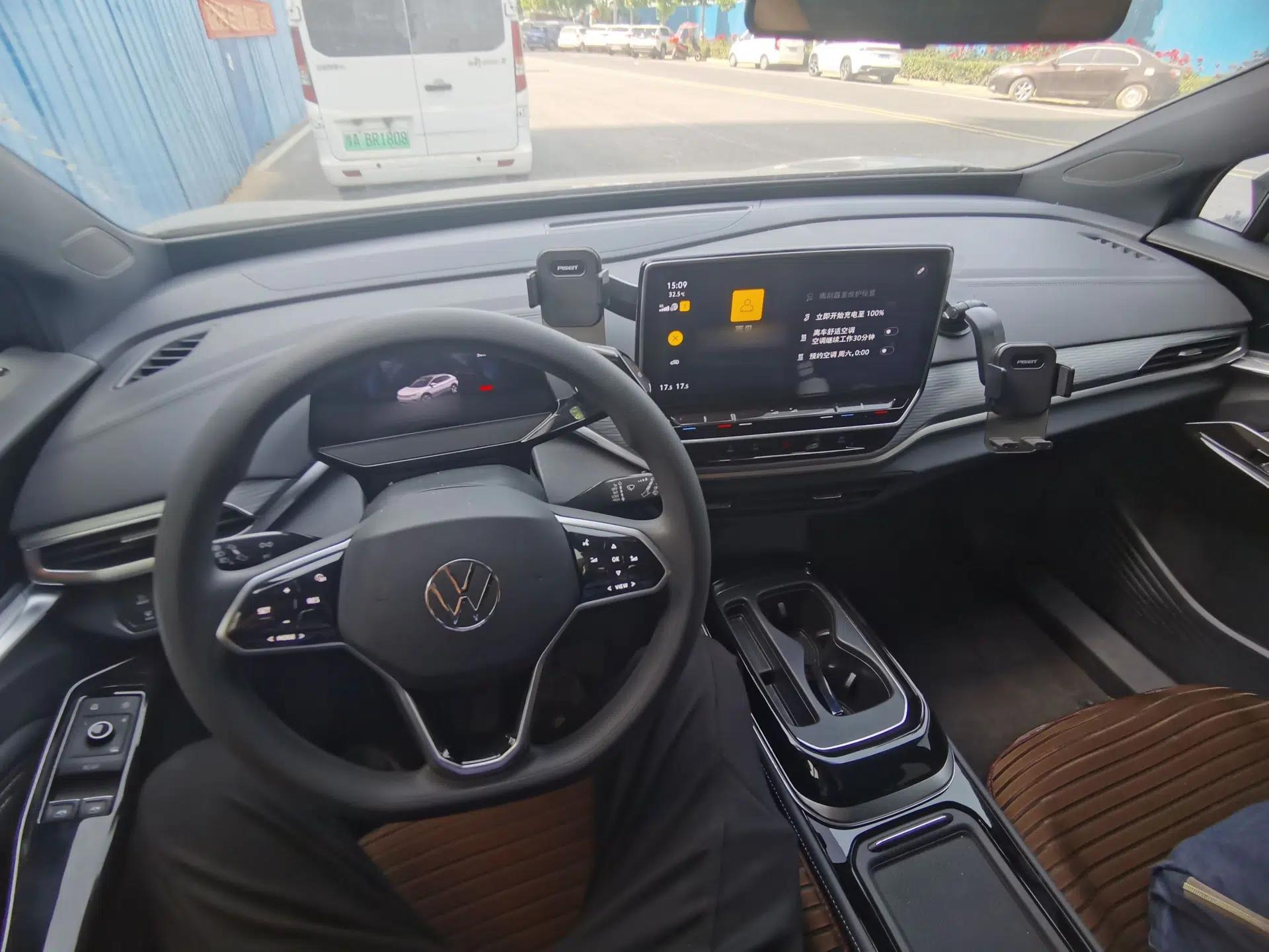 Volkswagen ID.4 CROZZ 2024 Pure Edition Limited Edition — миниатюра 13
