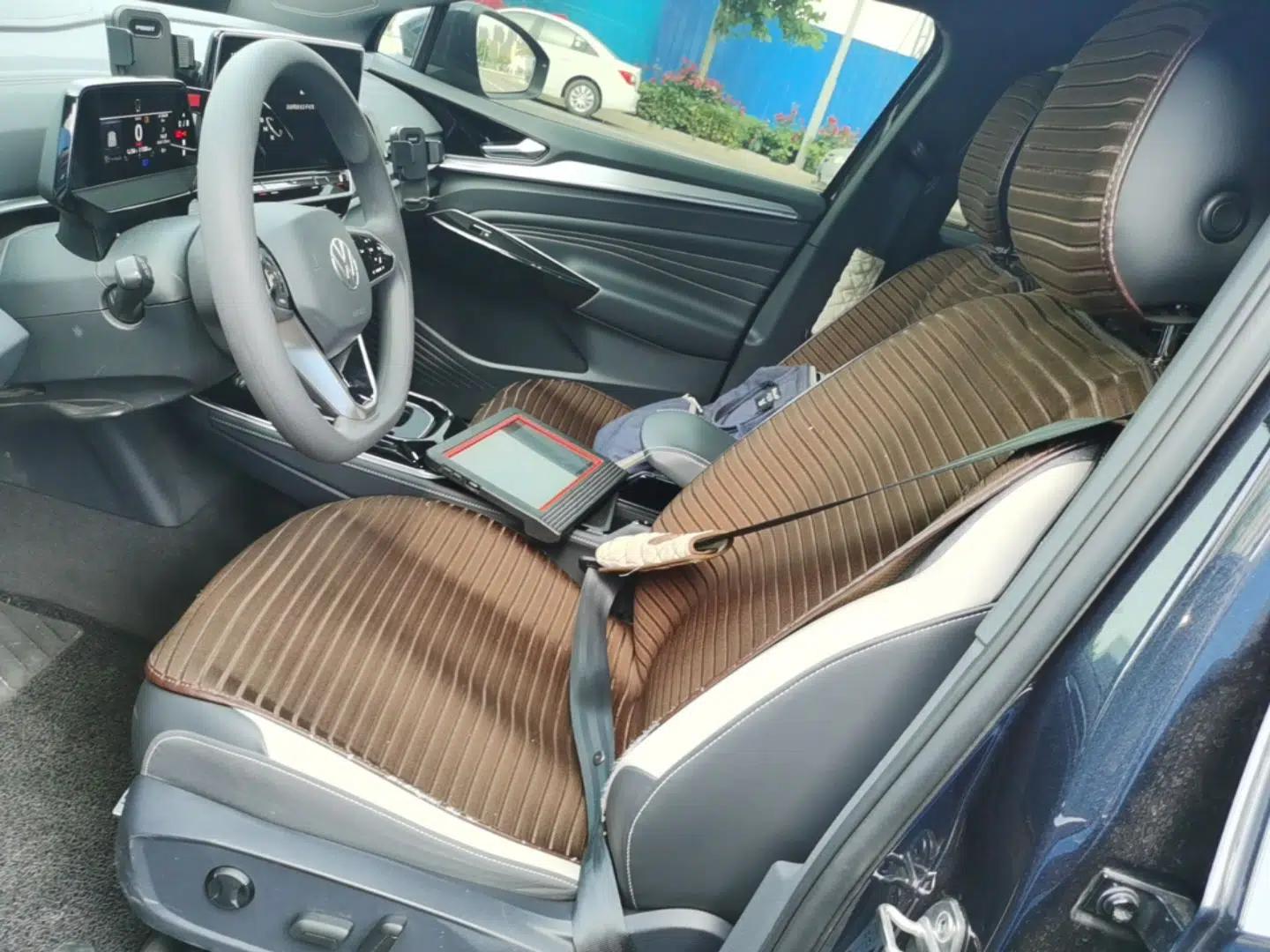 Volkswagen ID.4 CROZZ 2024 Pure Edition Limited Edition — миниатюра 18