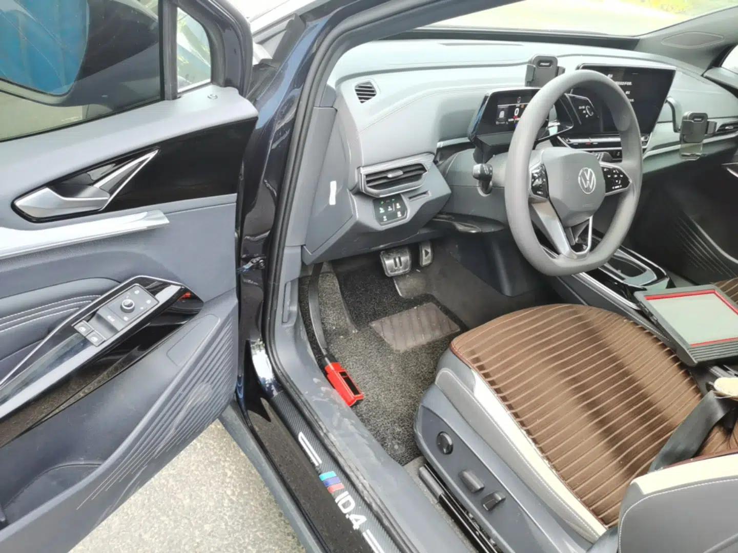 Volkswagen ID.4 CROZZ 2024 Pure Edition Limited Edition — миниатюра 19