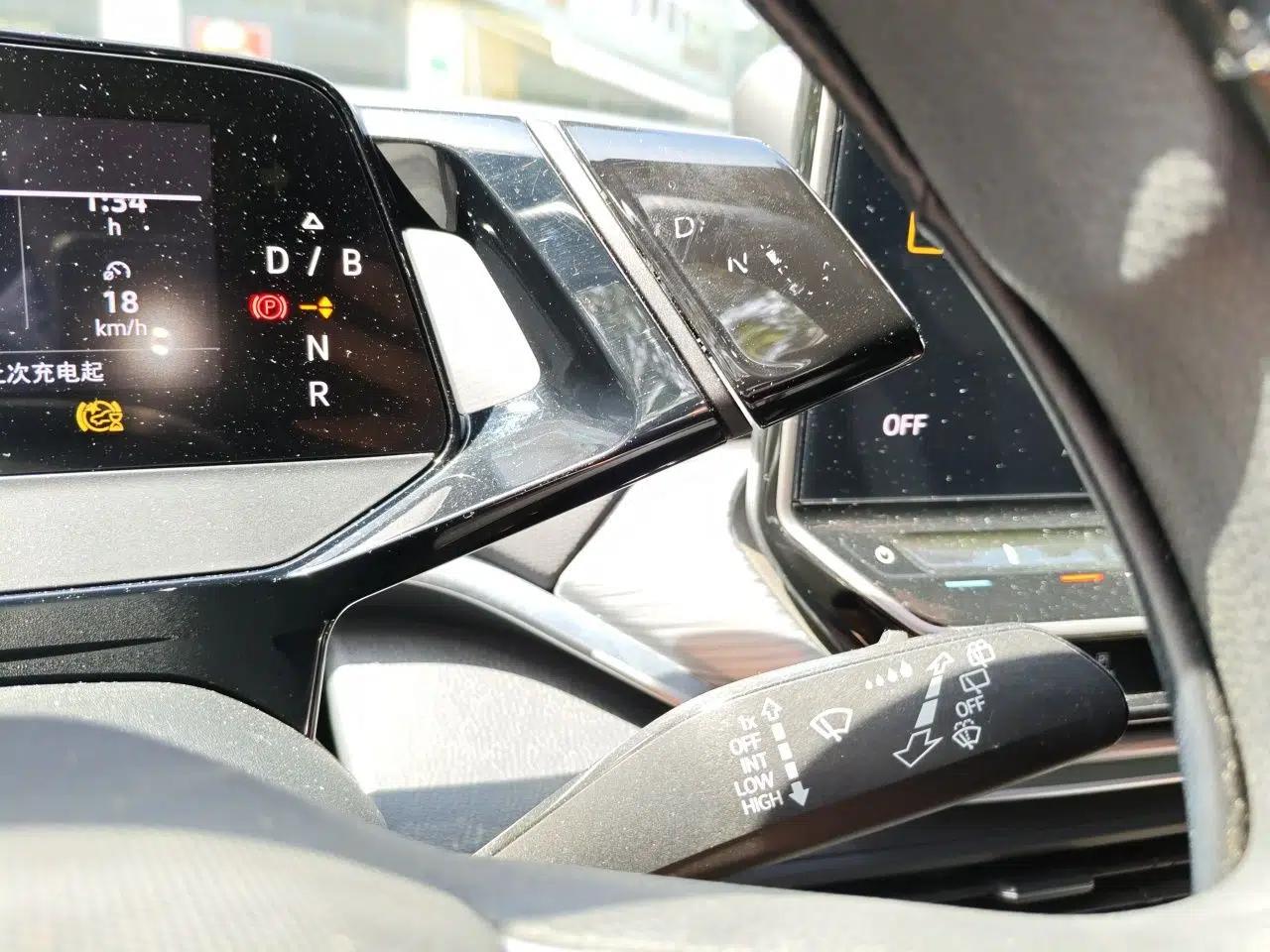 Volkswagen ID.4 CROZZ 2022 Long-Range PURE+ Edition — миниатюра 15