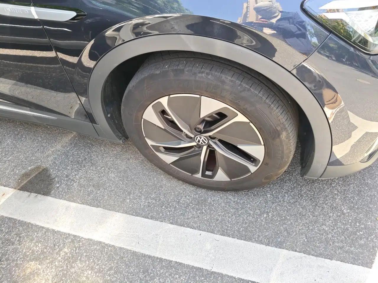 Volkswagen ID.4 CROZZ 2022 Long-Range PURE+ Edition — миниатюра 8