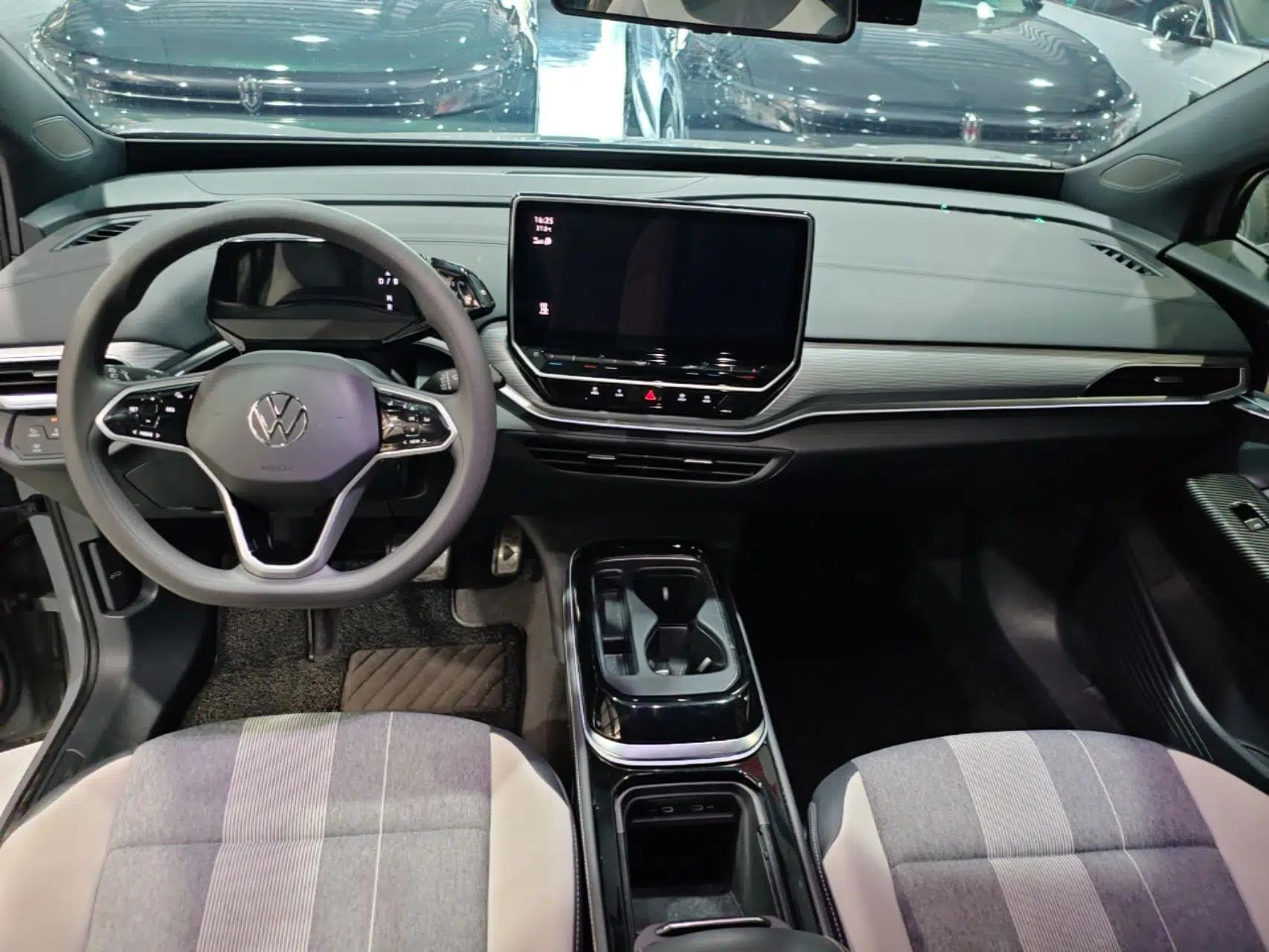 Volkswagen ID.4 CROZZ 2024 Pure Edition Limited Edition — миниатюра 13