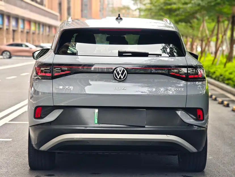 Volkswagen ID.4 CROZZ 2024 Pure Edition Limited Edition — миниатюра 4