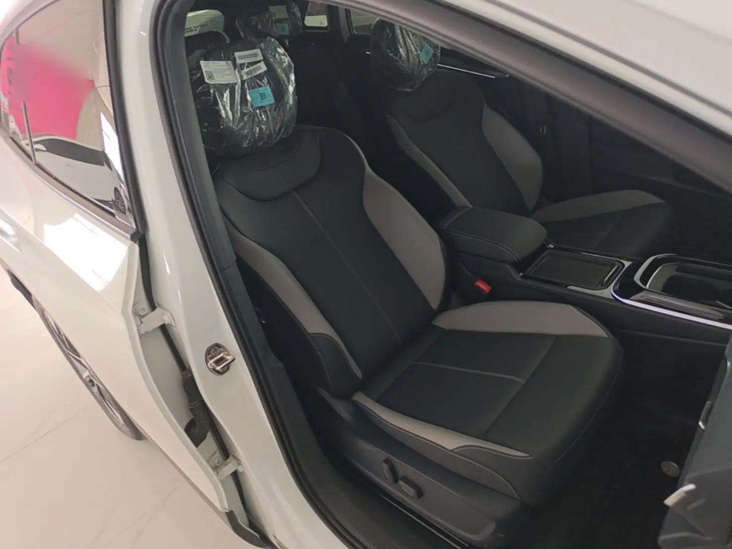Volkswagen ID.4 CROZZ 2025 Pure Edition — миниатюра 23