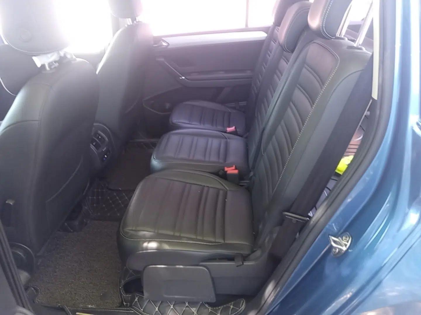 Volkswagen Touran 2016 Volkswagen Touran L 280TSI DSG Comfort Edition — миниатюра 20
