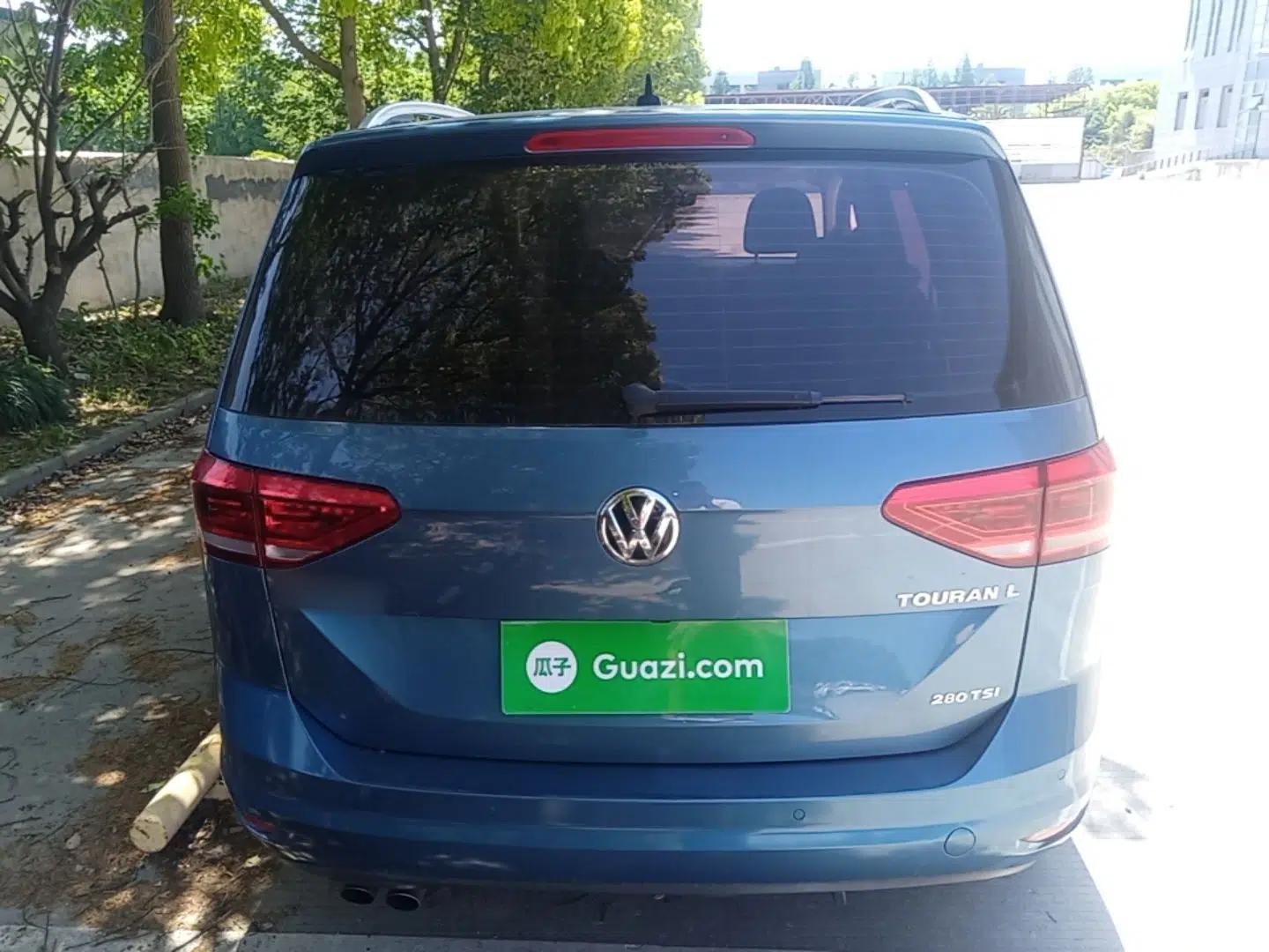 Volkswagen Touran 2016 Volkswagen Touran L 280TSI DSG Comfort Edition — миниатюра 5